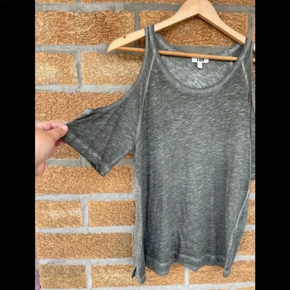 LNA cold shoulder top small - Picture 2 of 6